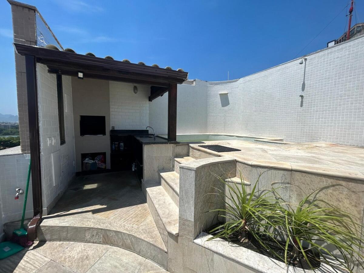 Cobertura Duplex Frontal Ao Mar Apartment